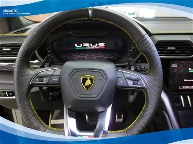 LAMBORGHINI Urus 4.0 V8 650cv AWD AUT foto 4