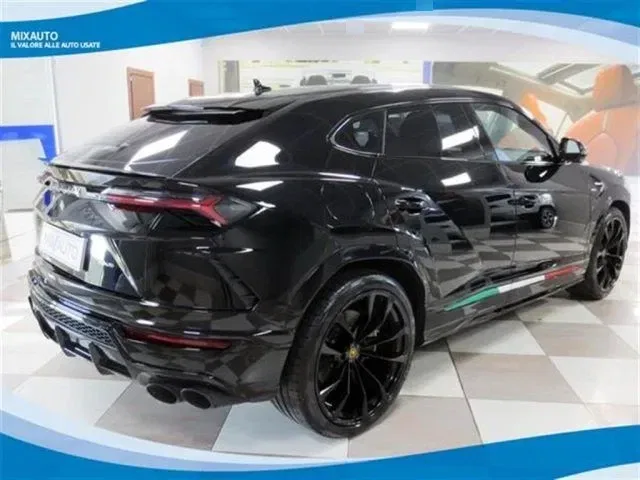 LAMBORGHINI Urus 4.0 V8 650cv AWD AUT foto 2