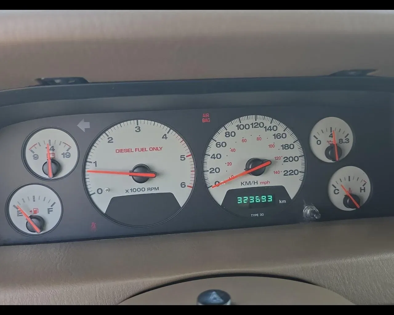 Jeep Grand Cherokee 3.1 TD cat Laredo foto 12
