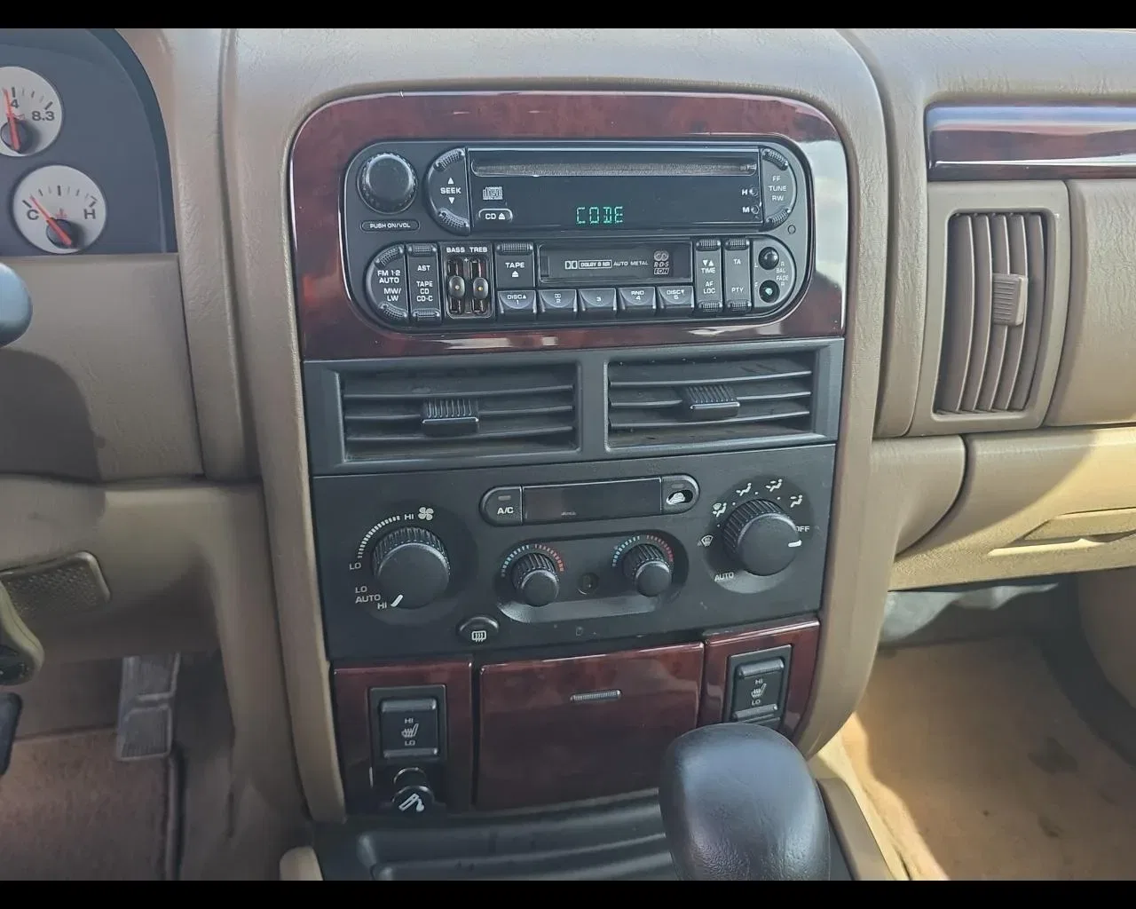 Jeep Grand Cherokee 3.1 TD cat Laredo foto 14