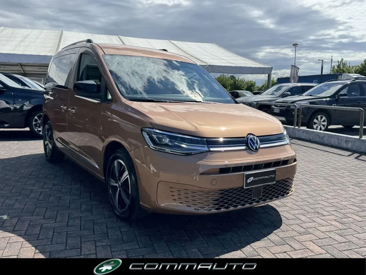 Volkswagen Caddy Pianale Ribassato 2.0 TDI 122 CV DSG Style foto 3