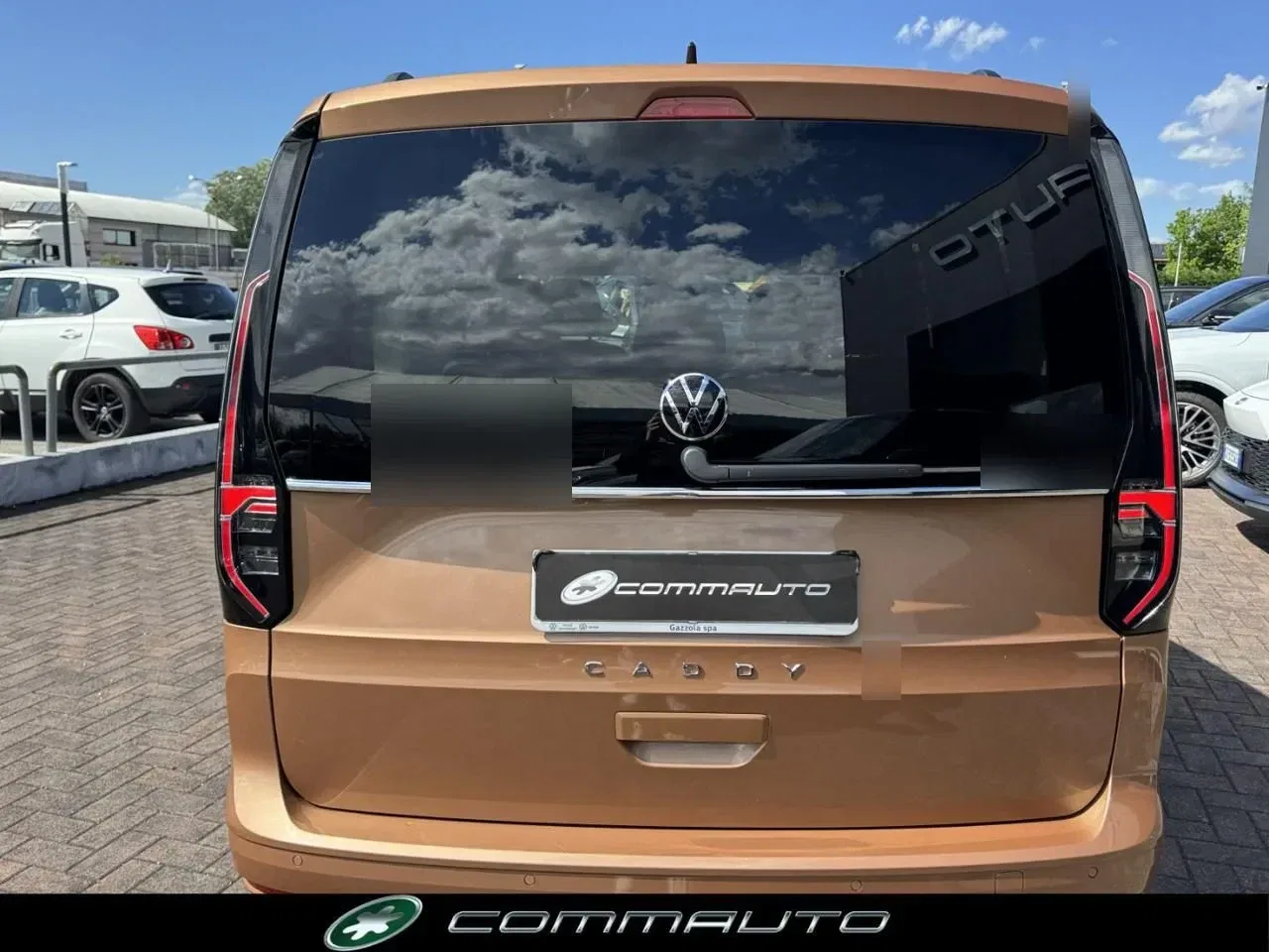 Volkswagen Caddy Pianale Ribassato 2.0 TDI 122 CV DSG Style foto 5