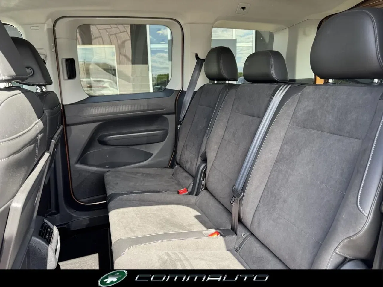 Volkswagen Caddy Pianale Ribassato 2.0 TDI 122 CV DSG Style foto 23
