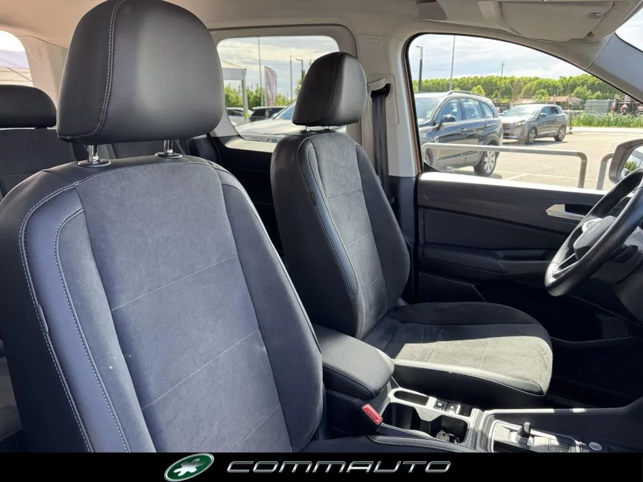 Volkswagen Caddy Pianale Ribassato 2.0 TDI 122 CV DSG Style foto 25
