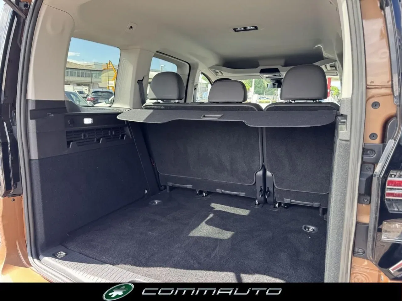 Volkswagen Caddy Pianale Ribassato 2.0 TDI 122 CV DSG Style foto 27