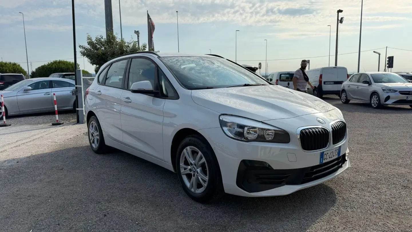 BMW 216d Active Tourer Business ADVANTAGE