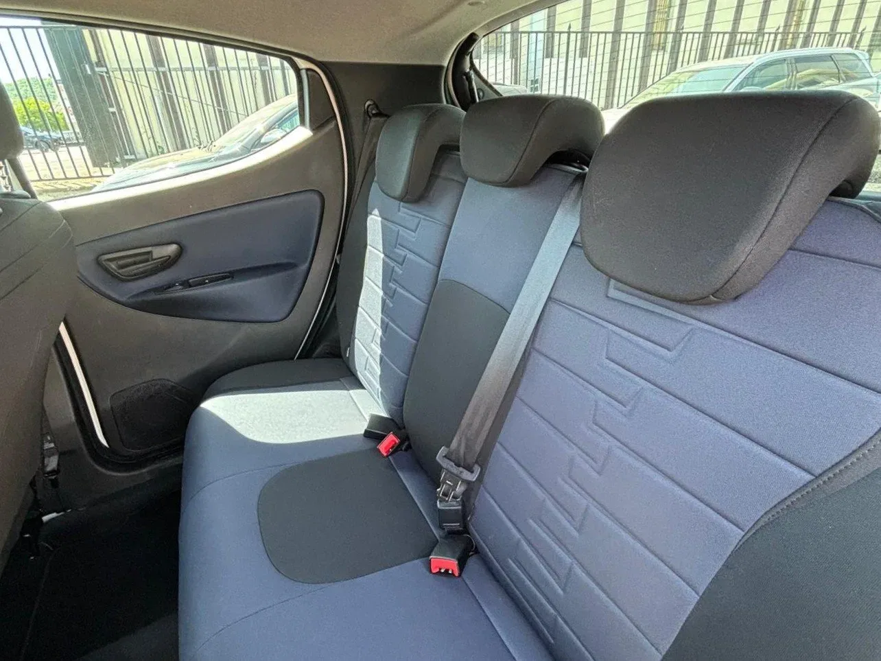 Lancia Ypsilon PROMO 1.0 firefly hybrid Gold s&s 70cv 5p.ti foto 11