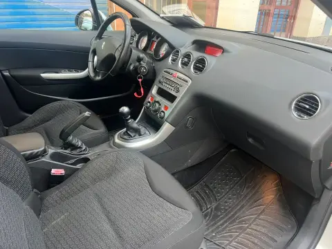 PEUGEOT 308 SW foto 5
