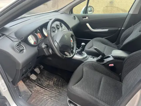 PEUGEOT 308 SW foto 9