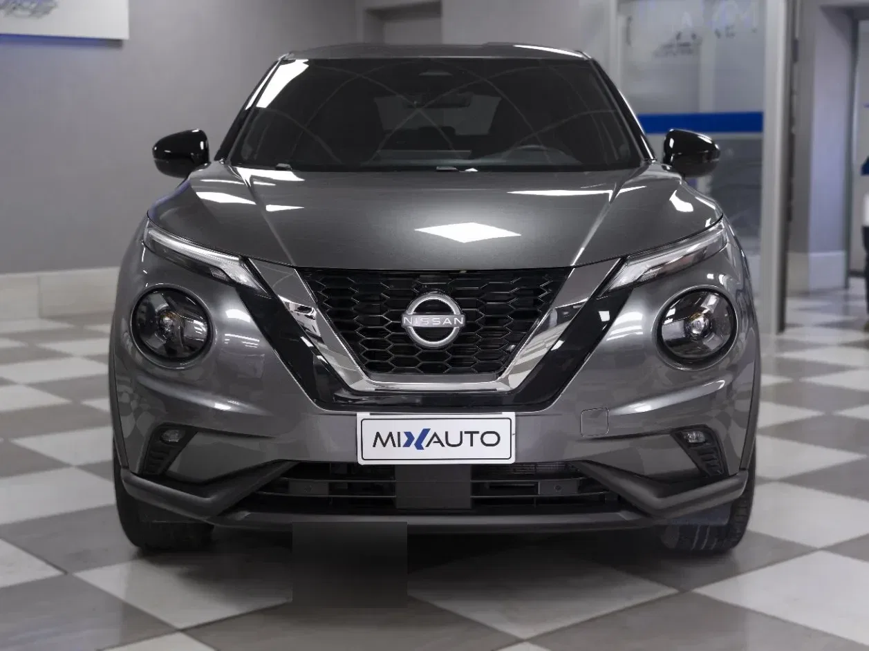 Nissan Juke 1.0 DIG-T N-Connecta 114CV foto 2