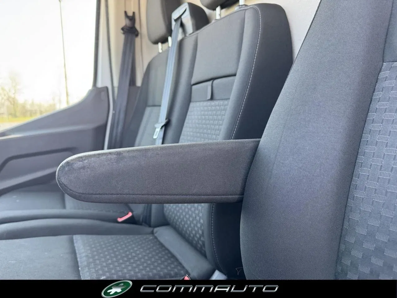 Ford Transit 310 2.0TDCi EcoBlue MHEV 170CV PL-TM Furgone Trend foto 12