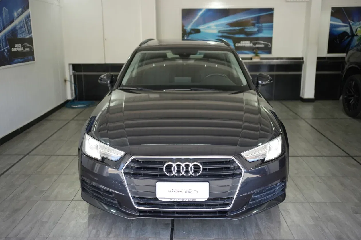 Audi A4 Avant 2.0 TDI 150 CV S tronic foto 2