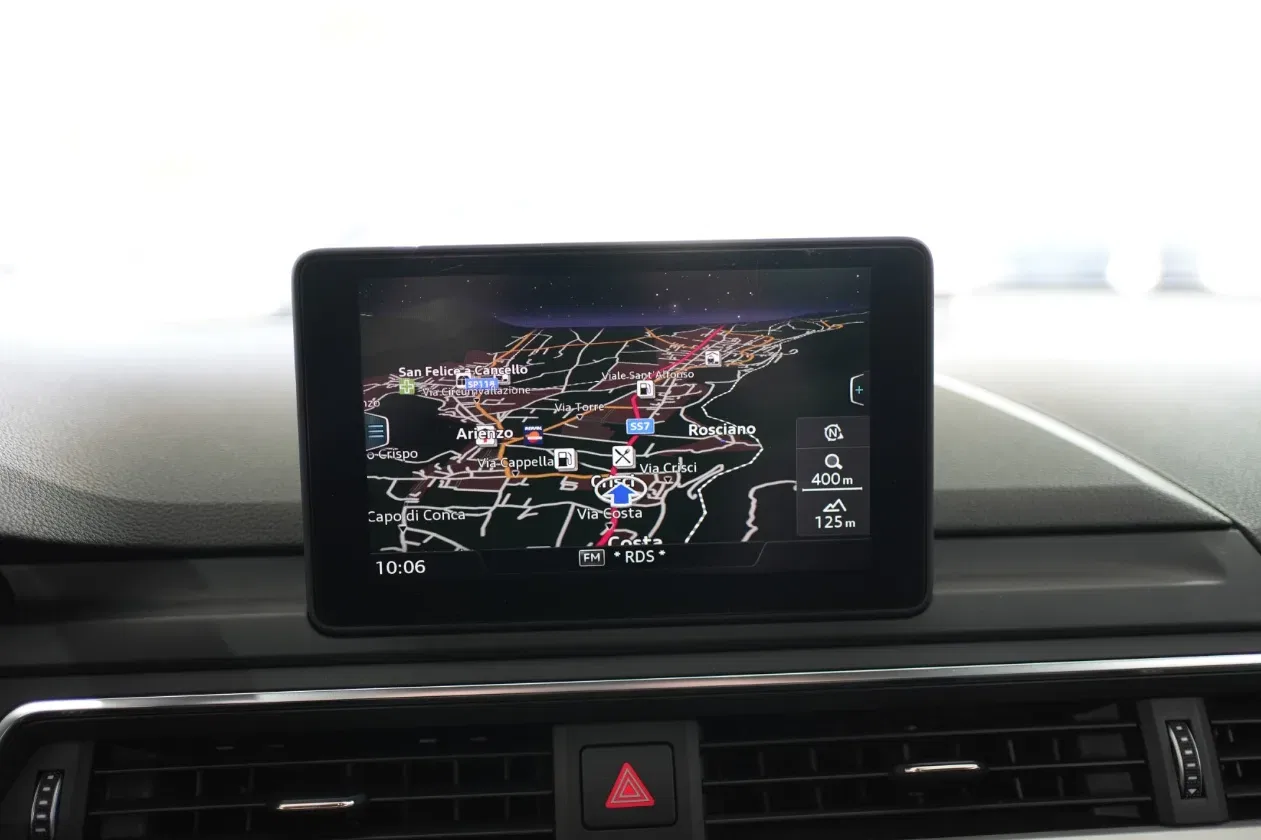 Audi A4 Avant 2.0 TDI 150 CV S tronic foto 9