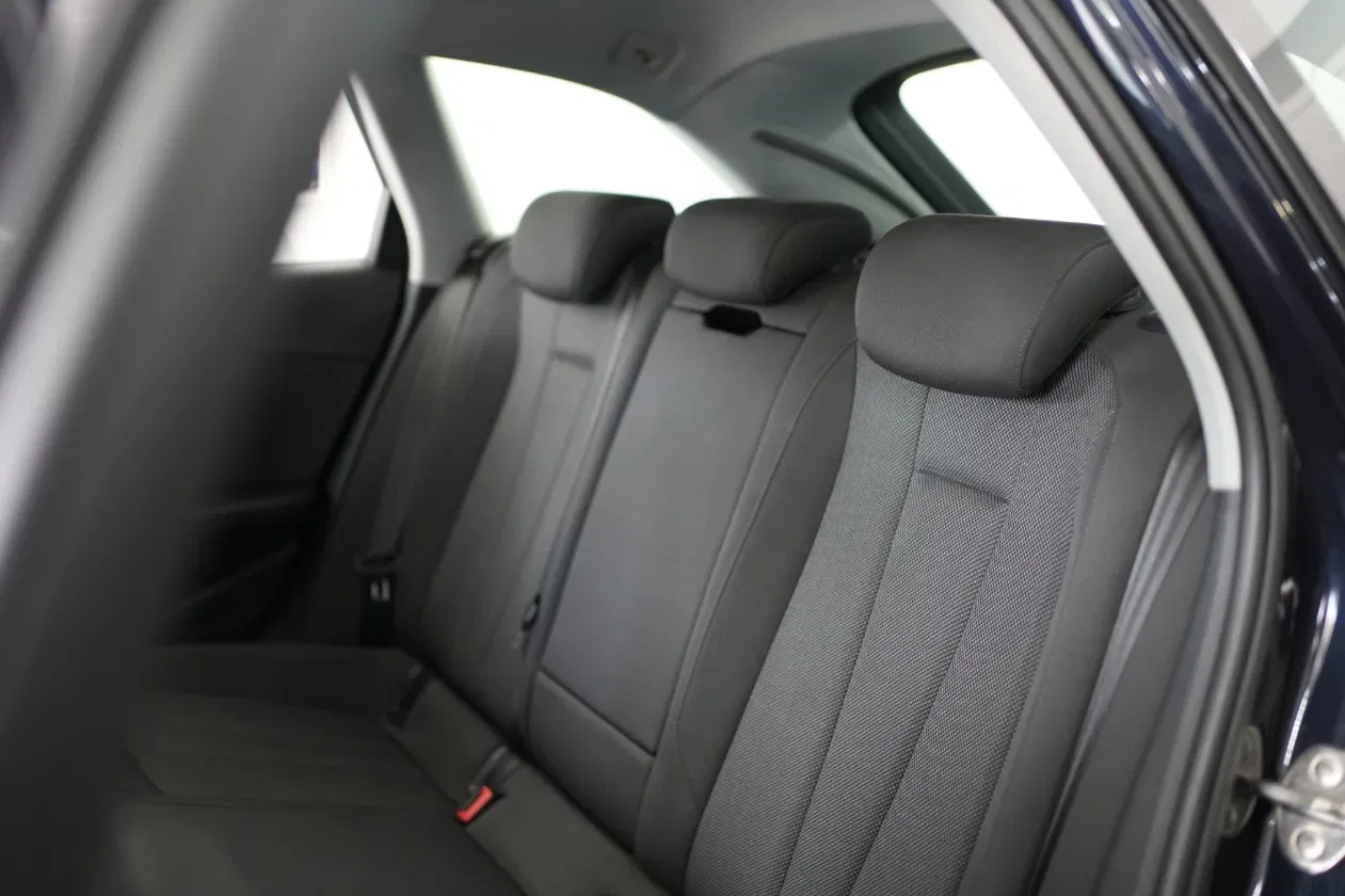 Audi A4 Avant 2.0 TDI 150 CV S tronic foto 11