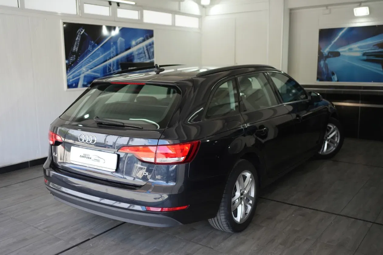 Audi A4 Avant 2.0 TDI 150 CV S tronic foto 17