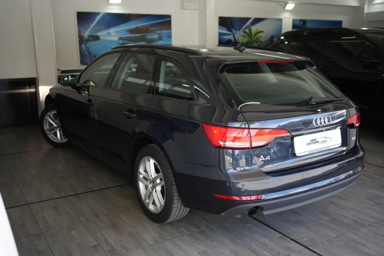 Audi A4 Avant 2.0 TDI 150 CV S tronic foto 19