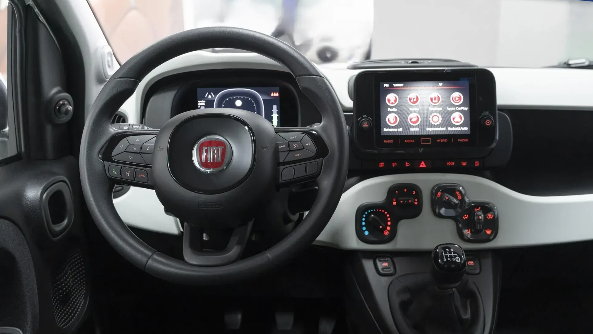 Fiat Panda Pandina Cross 1.0 Firefly Hybrid S&S 70CV