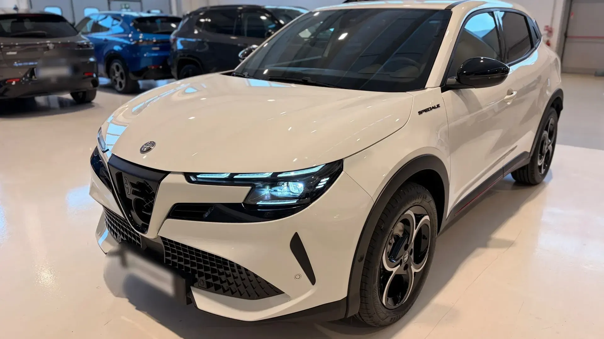 Alfa Romeo Junior 1.2 ibrida Speciale 145cv edct6 Pack Tecno // USO PETRINAUTO //