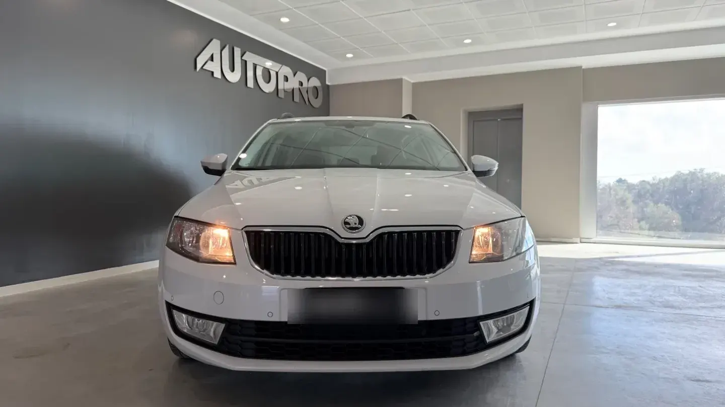 Skoda Octavia 1.6 TDI CR 110 CV Wagon Ambition