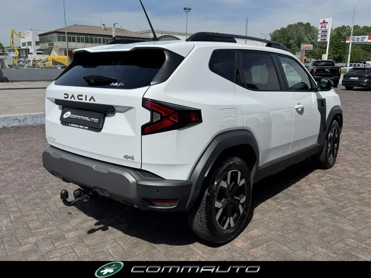 Dacia Duster Tce 130 CV MHEV 4x4 Extreme foto 4
