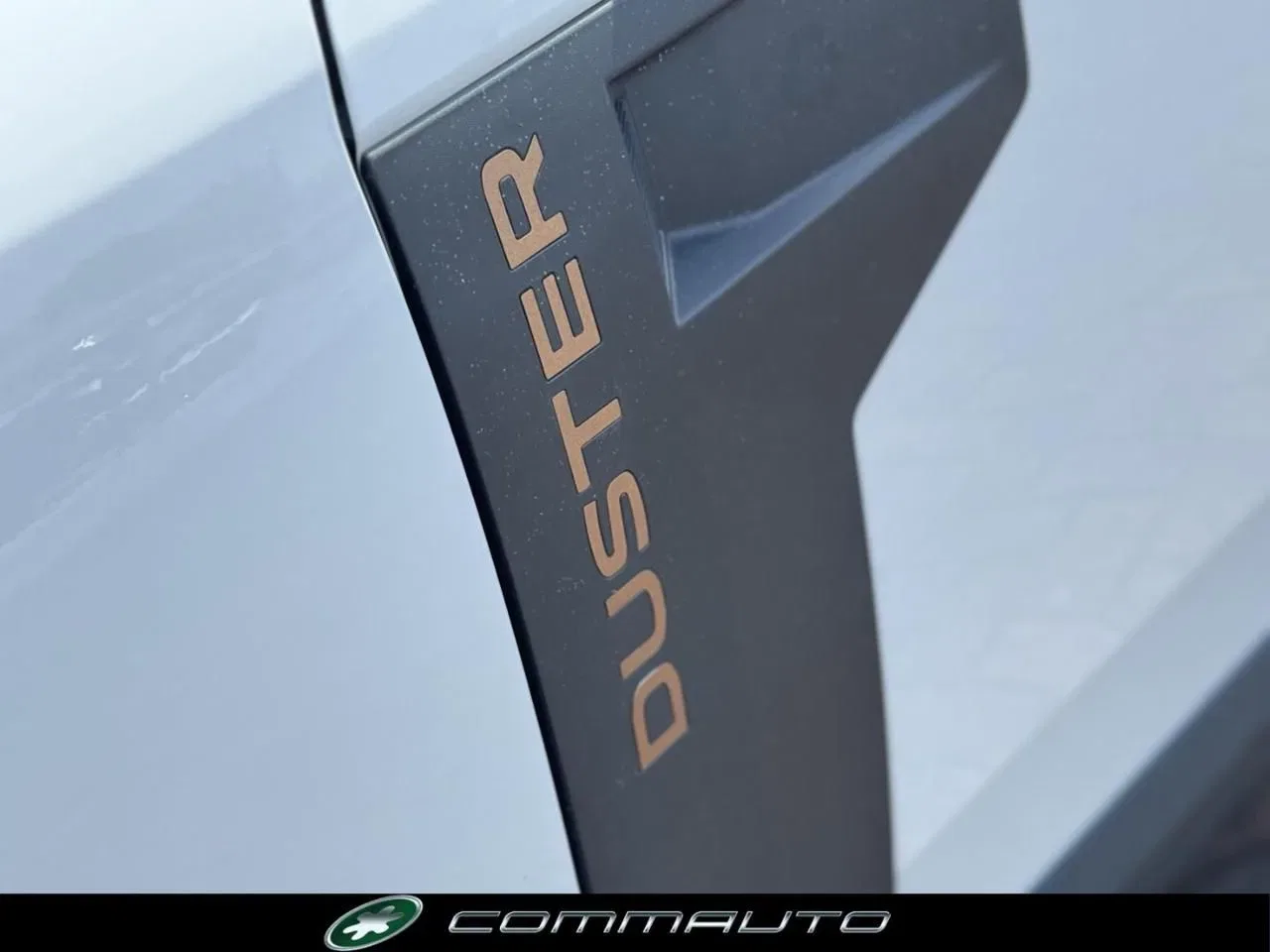 Dacia Duster Tce 130 CV MHEV 4x4 Extreme foto 10