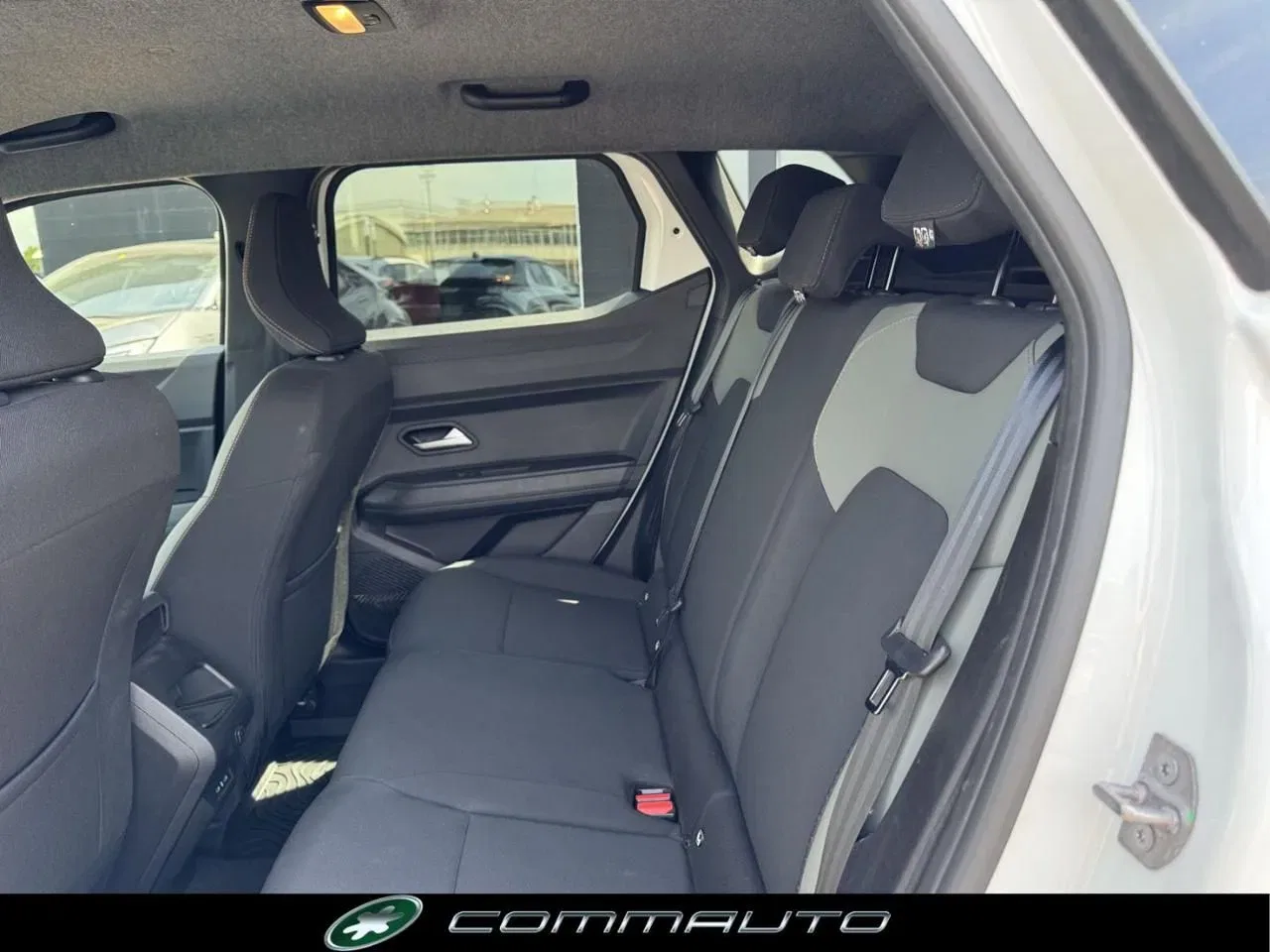 Dacia Duster Tce 130 CV MHEV 4x4 Extreme foto 28