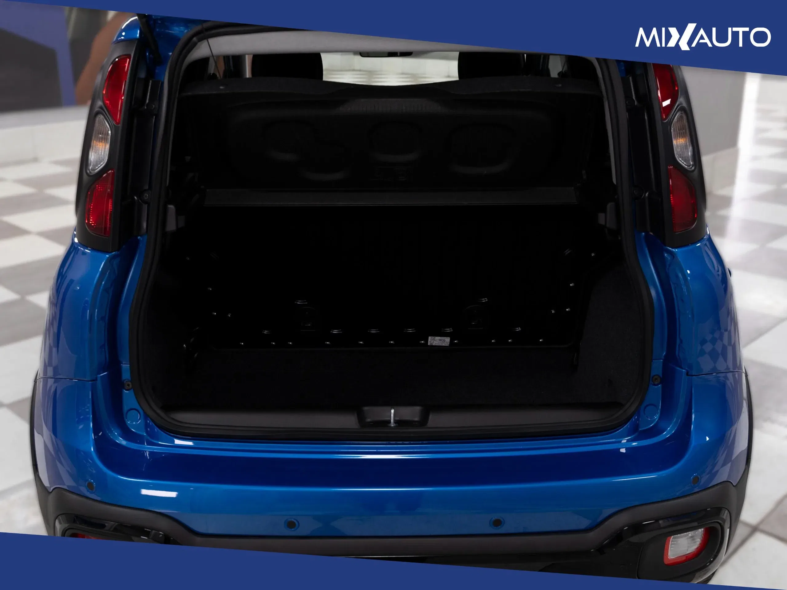 Fiat Panda Pandina Cross 1.0 Firefly Hybrid S&S 70CV foto 7