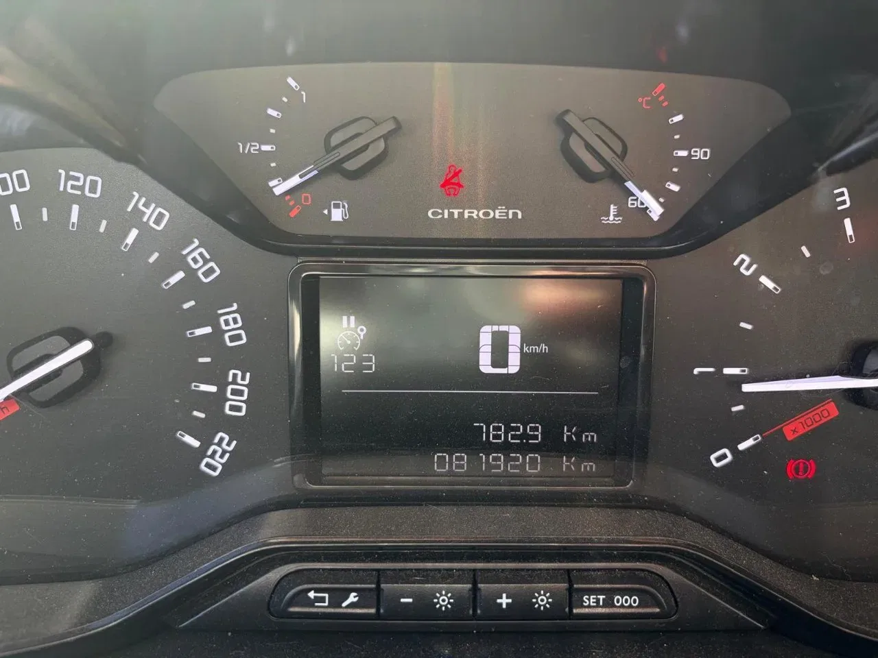 Citroen C3 Aircross PROMO 1.5 bluehdi Feel s&s 110cv foto 10