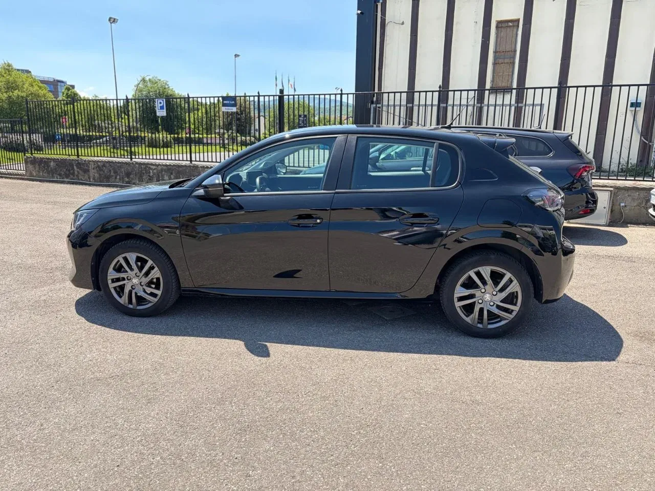 Peugeot 208 5 Porte PROMO 208 1.2 puretech Active Pack s&s 75cv foto 17