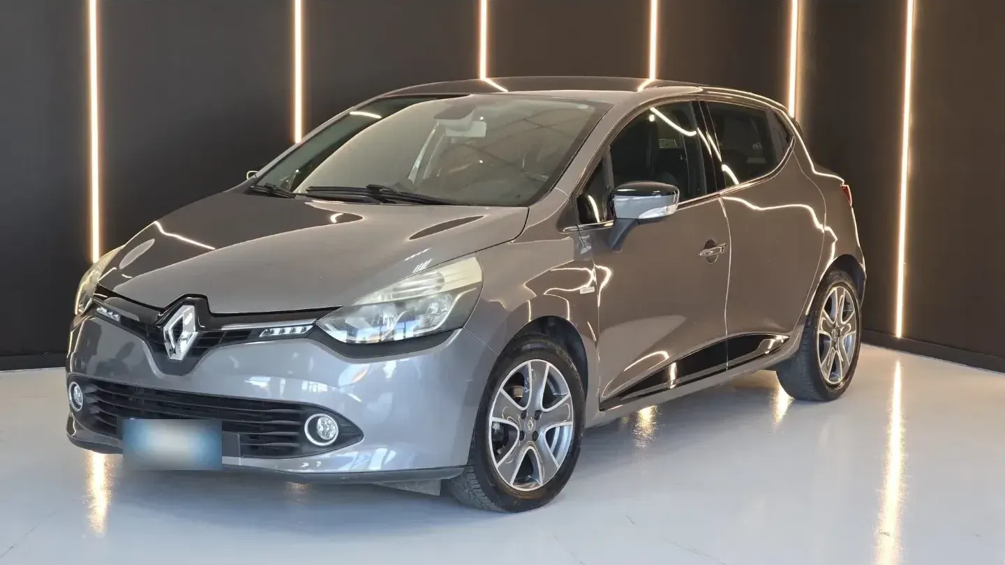Renault Clio 1.5 dCi 8V 90 CV 5p. Costume Nat.