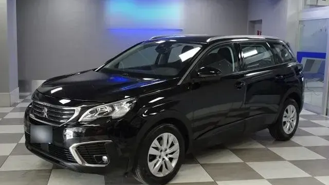 PEUGEOT 5008 1.5 BlueHDI 130cv Business EU6