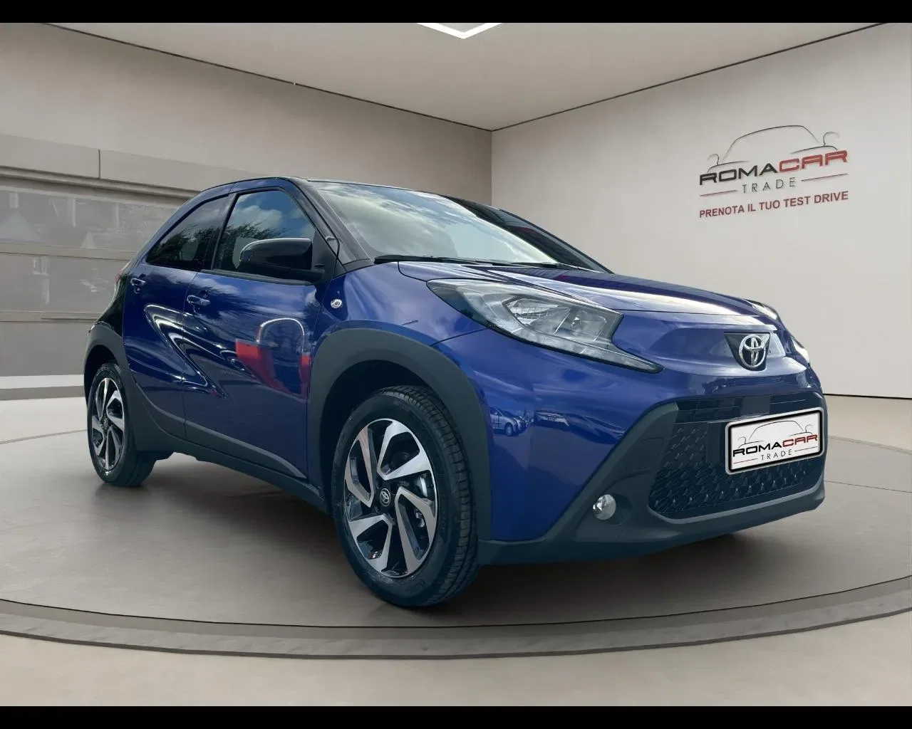 Toyota Aygo X 1.0 VVT-i 72 CV 5 porte Trend S-CVT foto 3