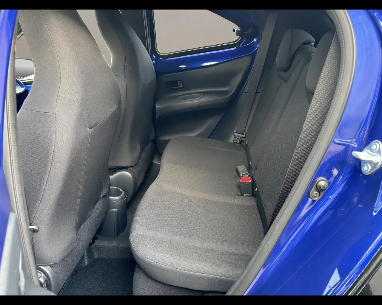 Toyota Aygo X 1.0 VVT-i 72 CV 5 porte Trend S-CVT foto 17