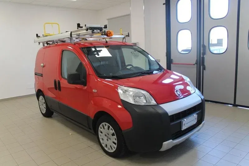 Fiat Fiorino 1.3 MJT 95CV Furgone Adventure + Allest. Tecnico foto 3