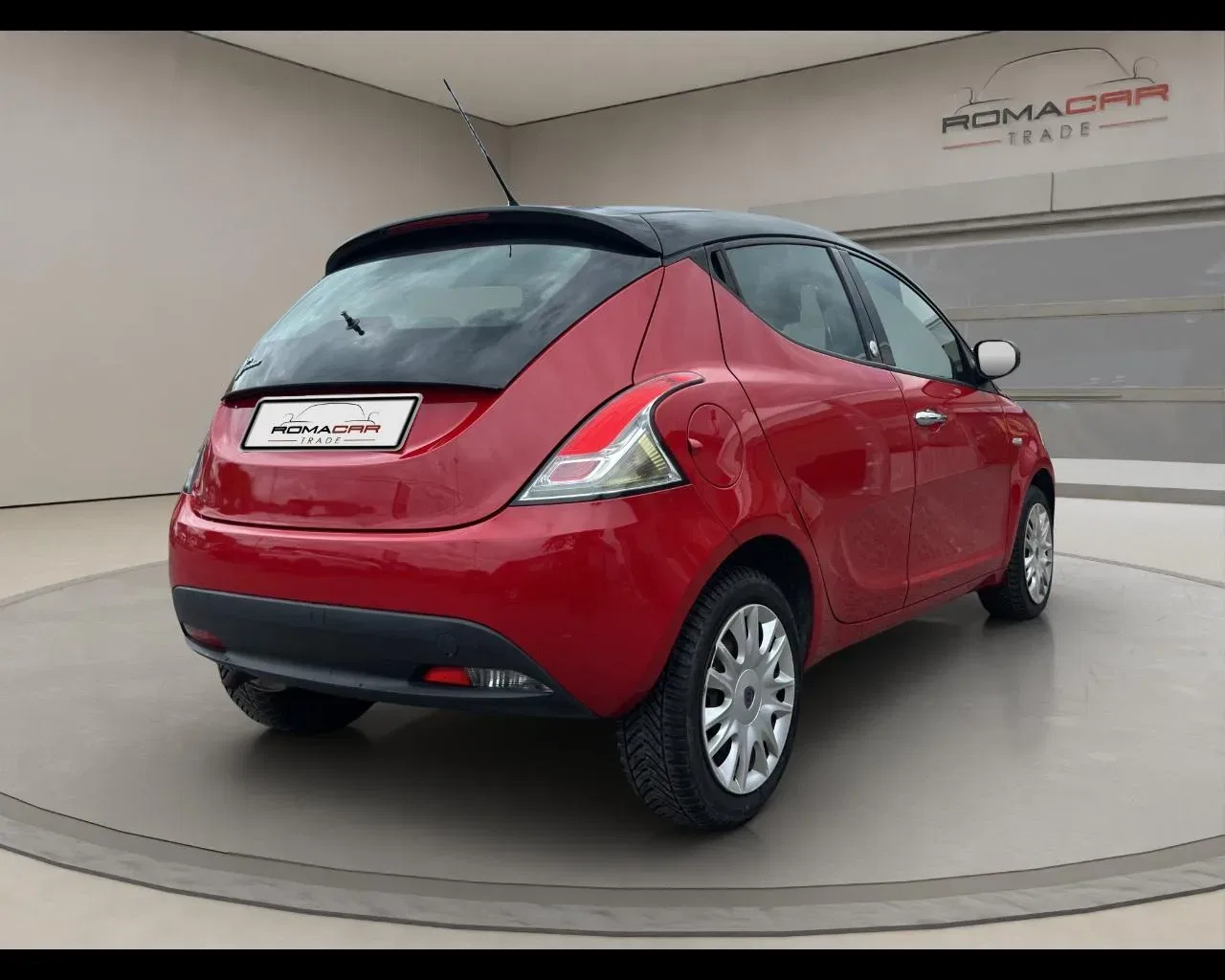 Lancia Ypsilon 1.2 69 CV 5 porte GPL Ecochic Gold foto 5