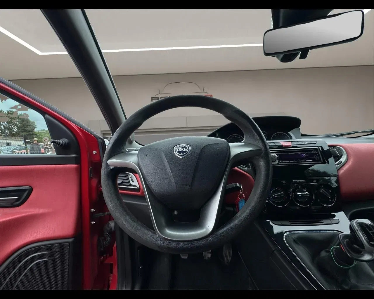 Lancia Ypsilon 1.2 69 CV 5 porte GPL Ecochic Gold foto 11
