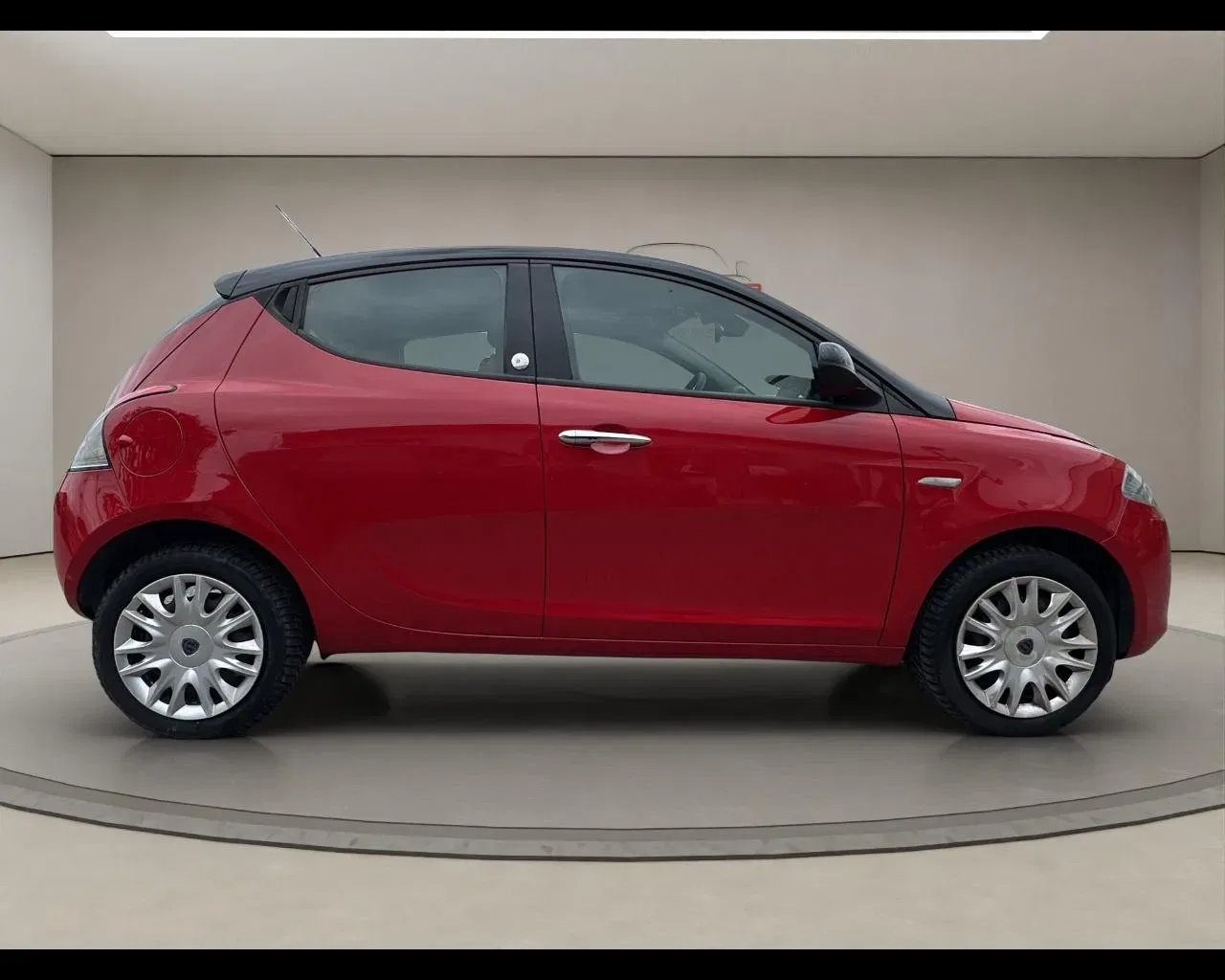 Lancia Ypsilon 1.2 69 CV 5 porte GPL Ecochic Gold foto 4