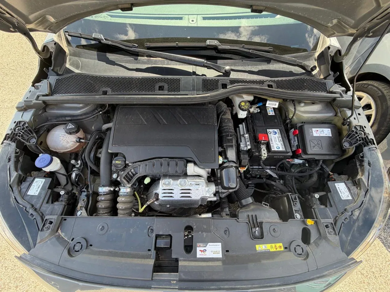 Peugeot 208 PROMO 1.2 puretech Allure s&s 100cv foto 30