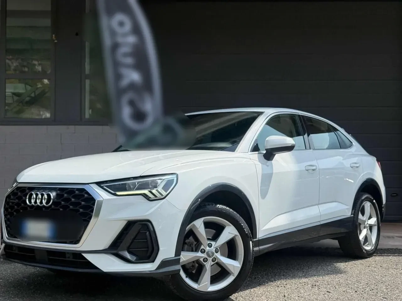 Audi Q3 40 TDI quattro S tronic Business Pluss