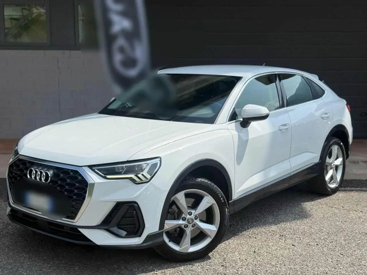 Audi Q3 40 TDI quattro S tronic Business Pluss foto 3