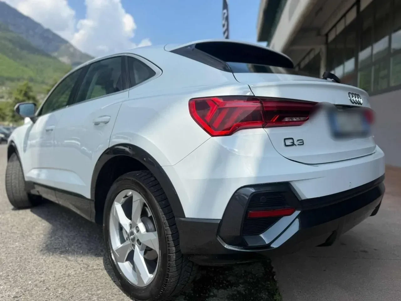 Audi Q3 40 TDI quattro S tronic Business Pluss foto 7