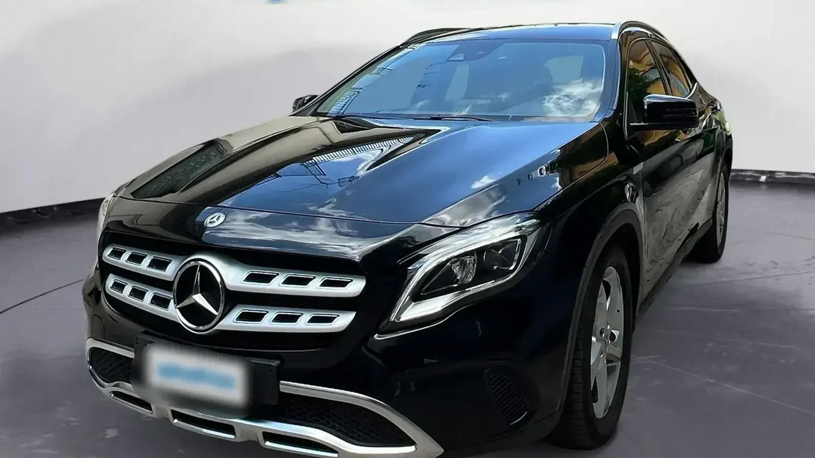 Mercedes GLA 180 Premium auto KM 30.300