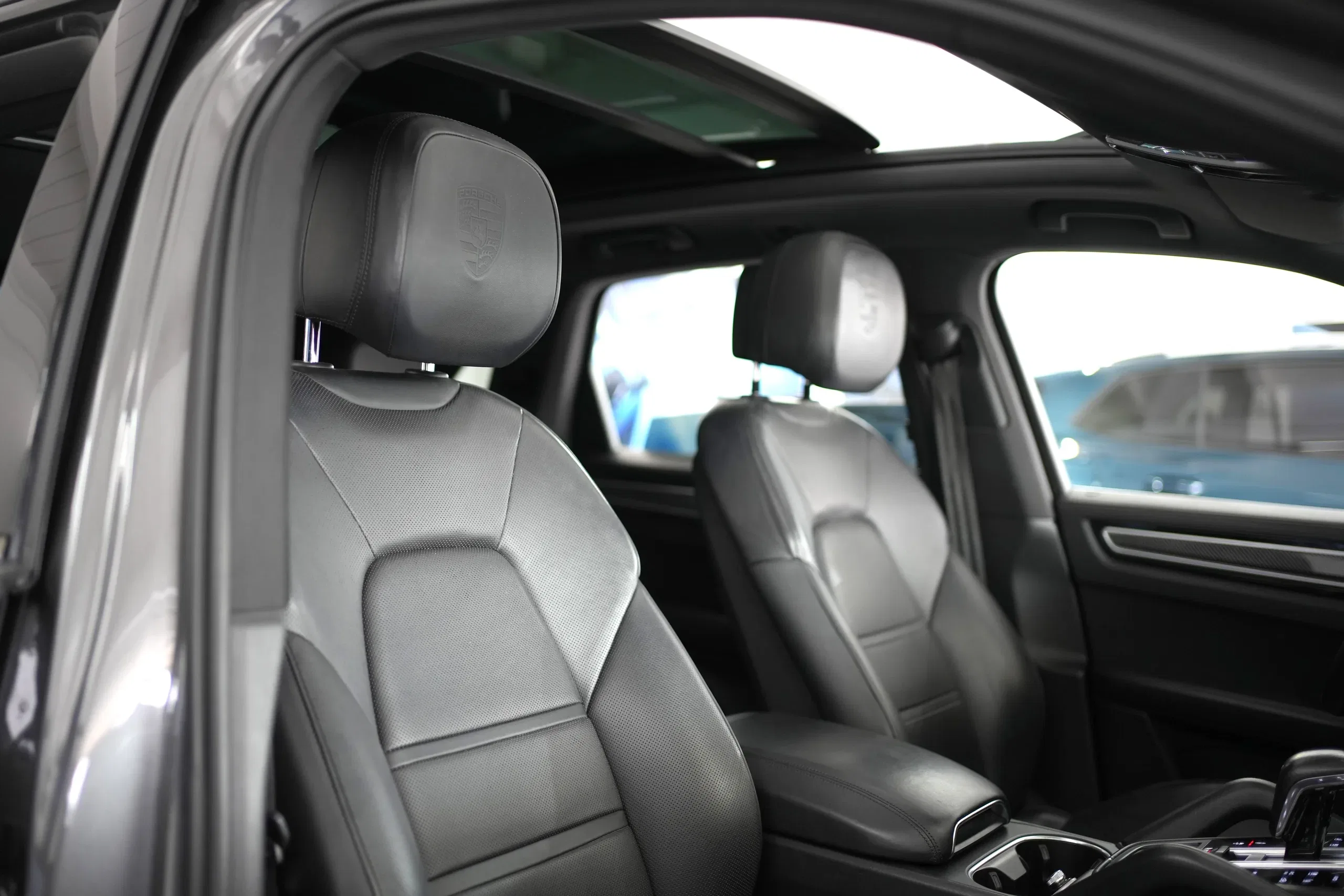 Porsche Cayenne 3.0 V6 E-Hybrid + Tetto apribile foto 17