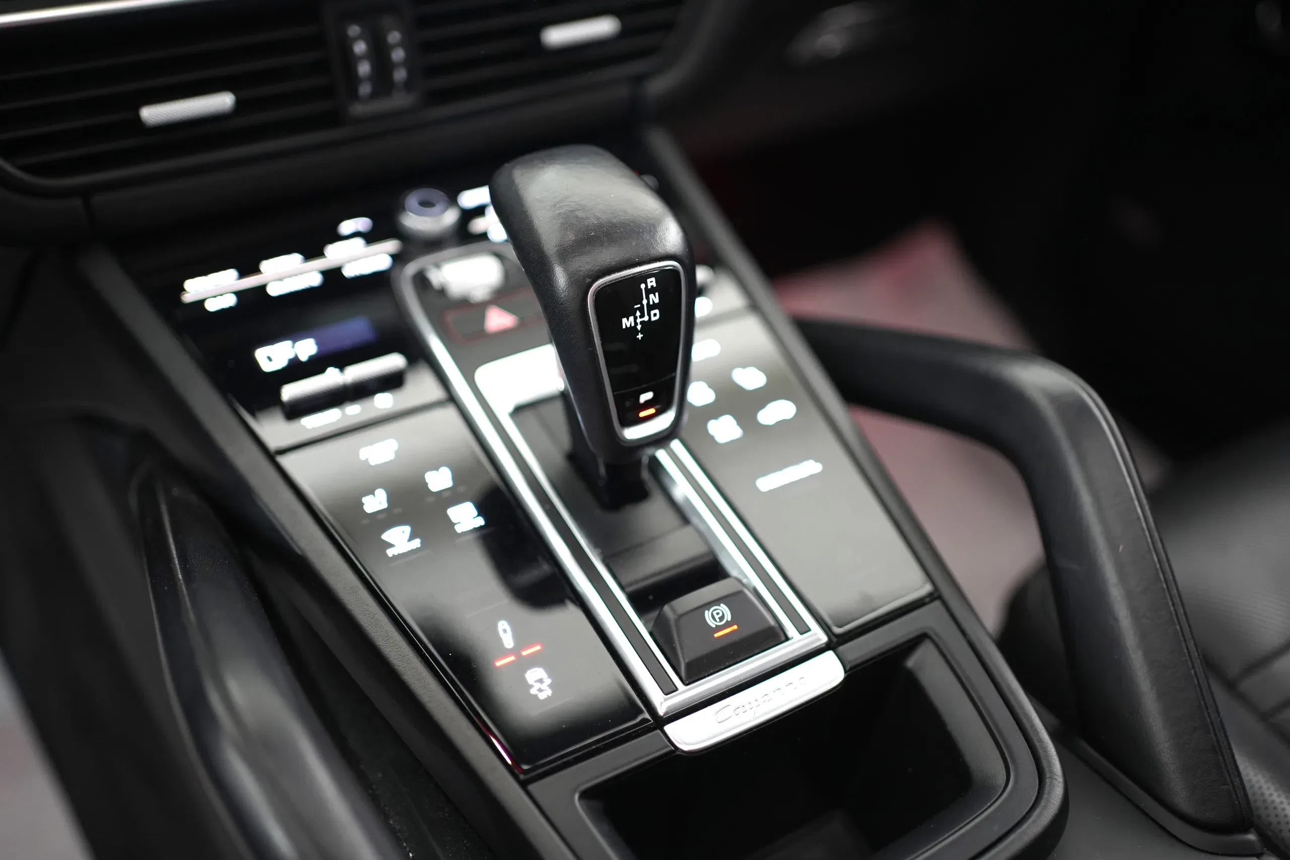 Porsche Cayenne 3.0 V6 E-Hybrid + Tetto apribile foto 5