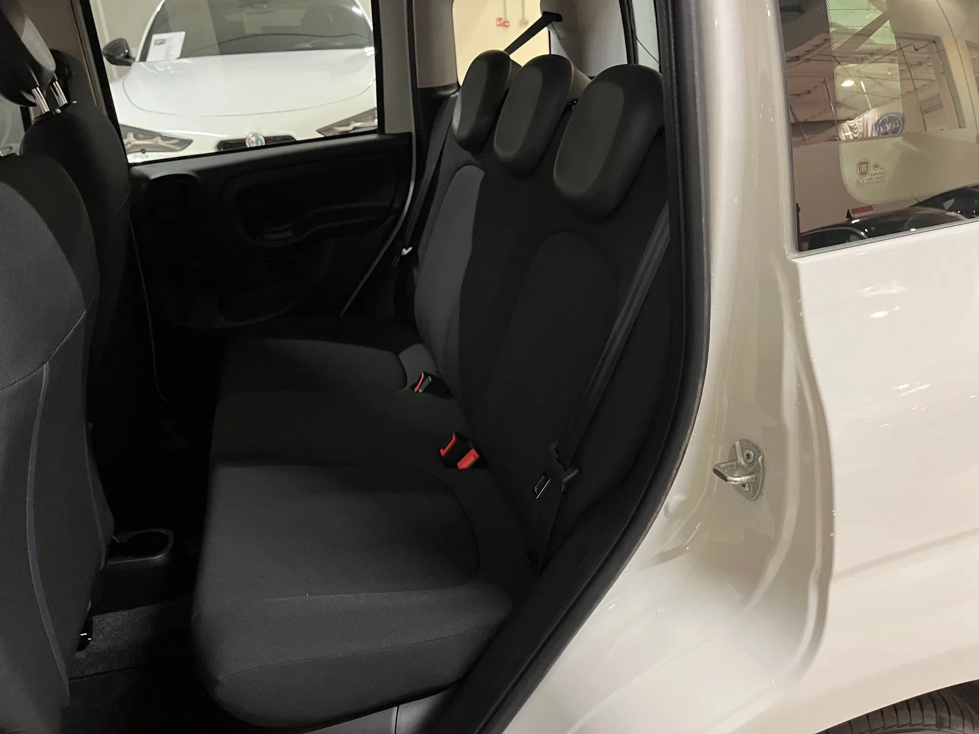 Fiat Panda Pandina 1.0 firefly hybrid Icon s&s 65cv 5p.ti Km0 foto 12