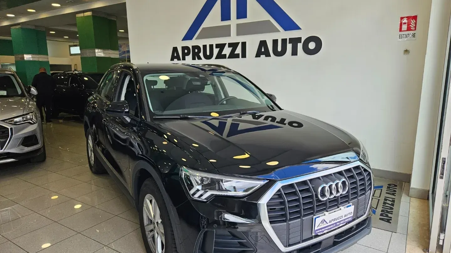 Audi Q3 35 TDI S tronic BUSINESS