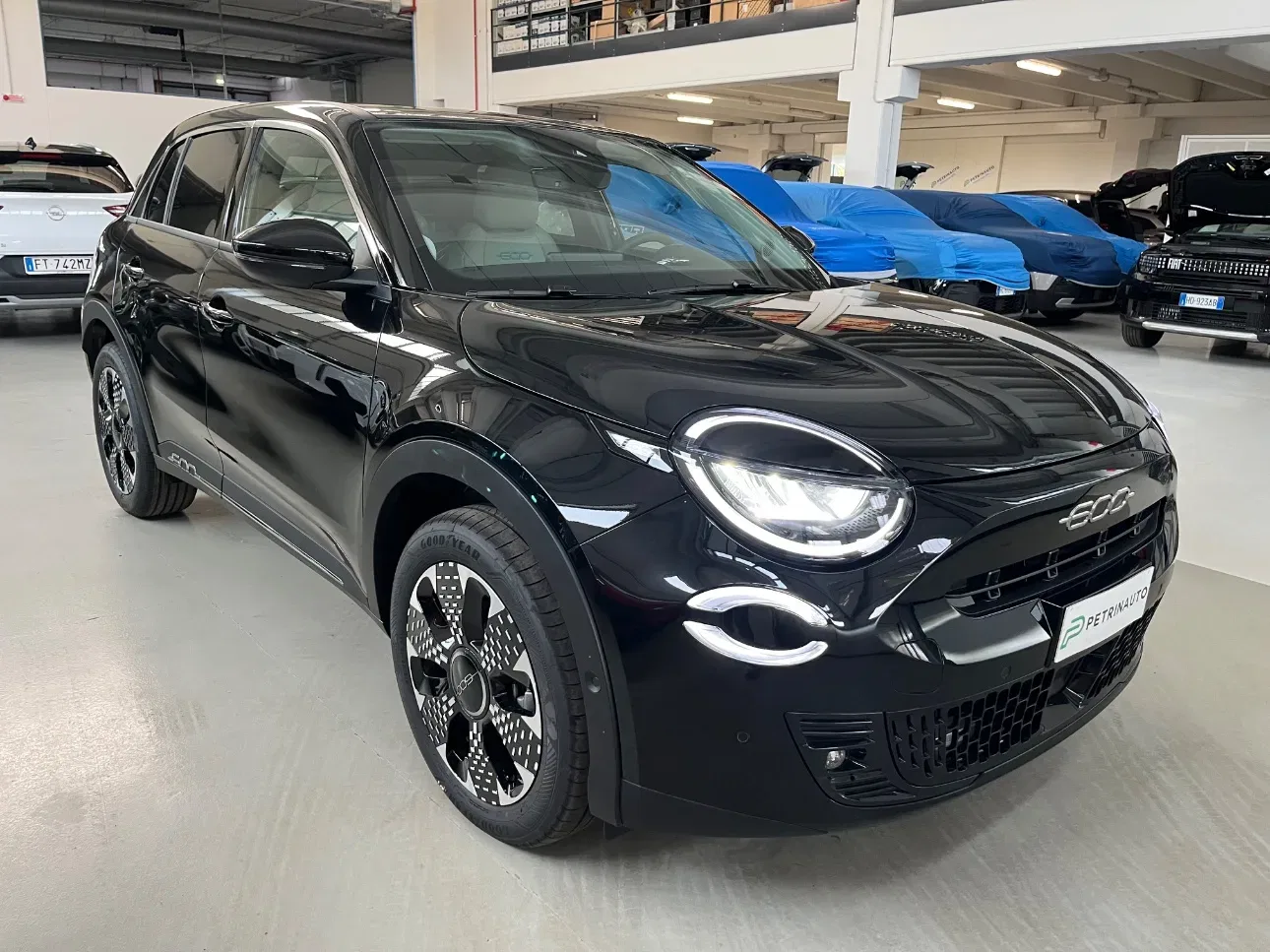 Fiat 600 1.2 hybrid La Prima 110cv auto Km.0 NAZIONALE foto 3