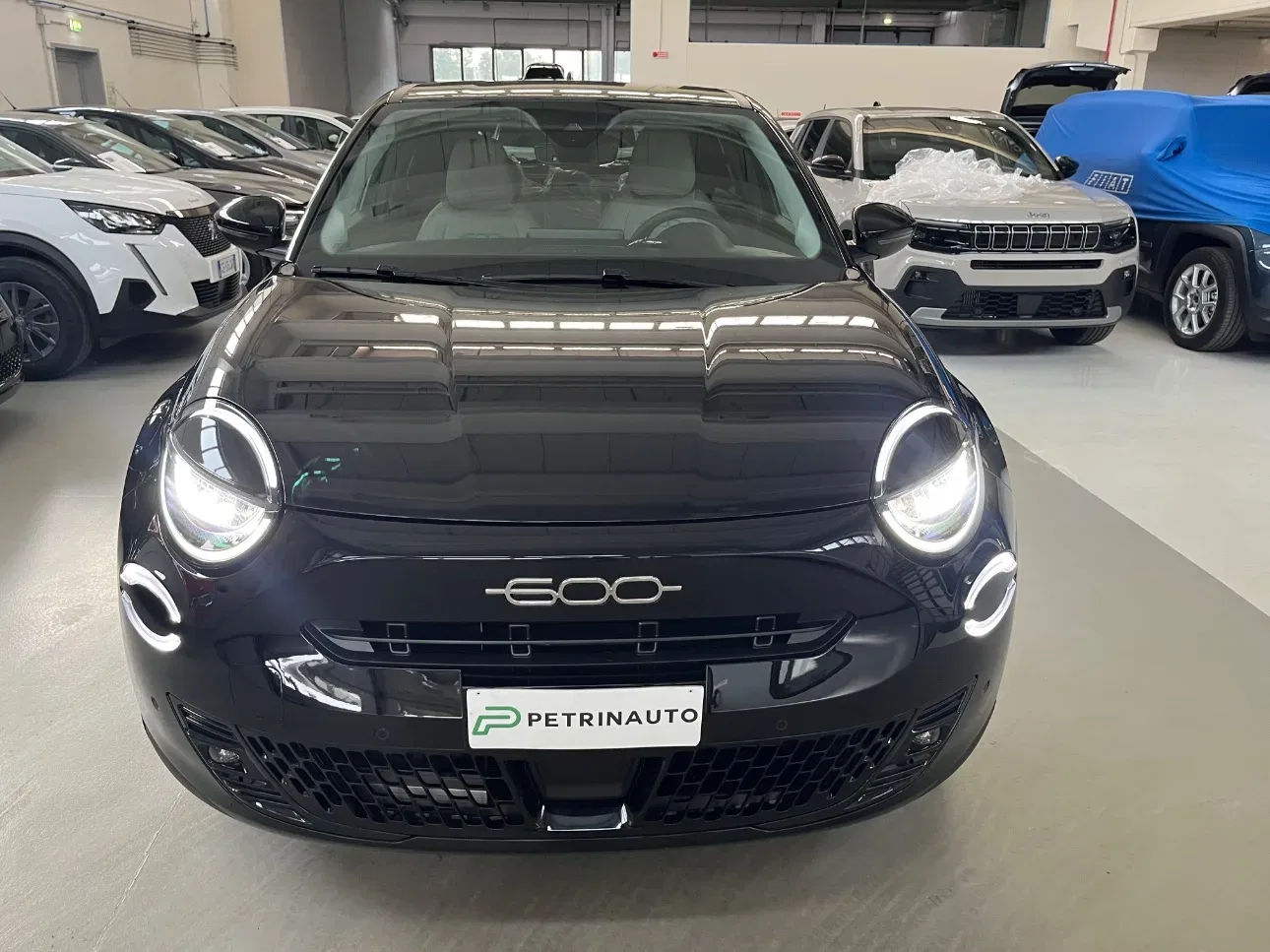 Fiat 600 1.2 hybrid La Prima 110cv auto Km.0 NAZIONALE foto 2