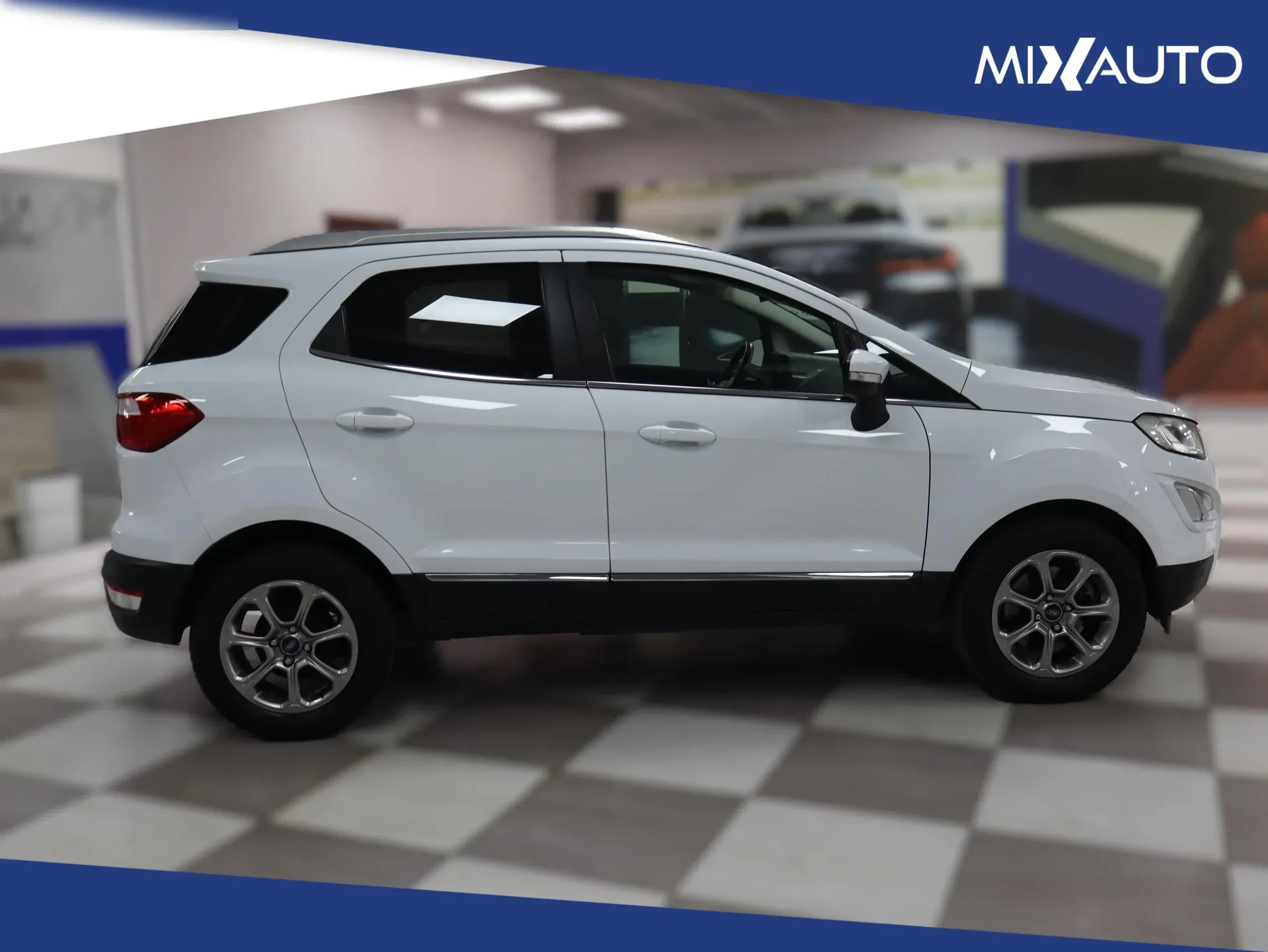 FORD EcoSport 1.0 EcoBoost 100 CV Titanium EU6 foto 3