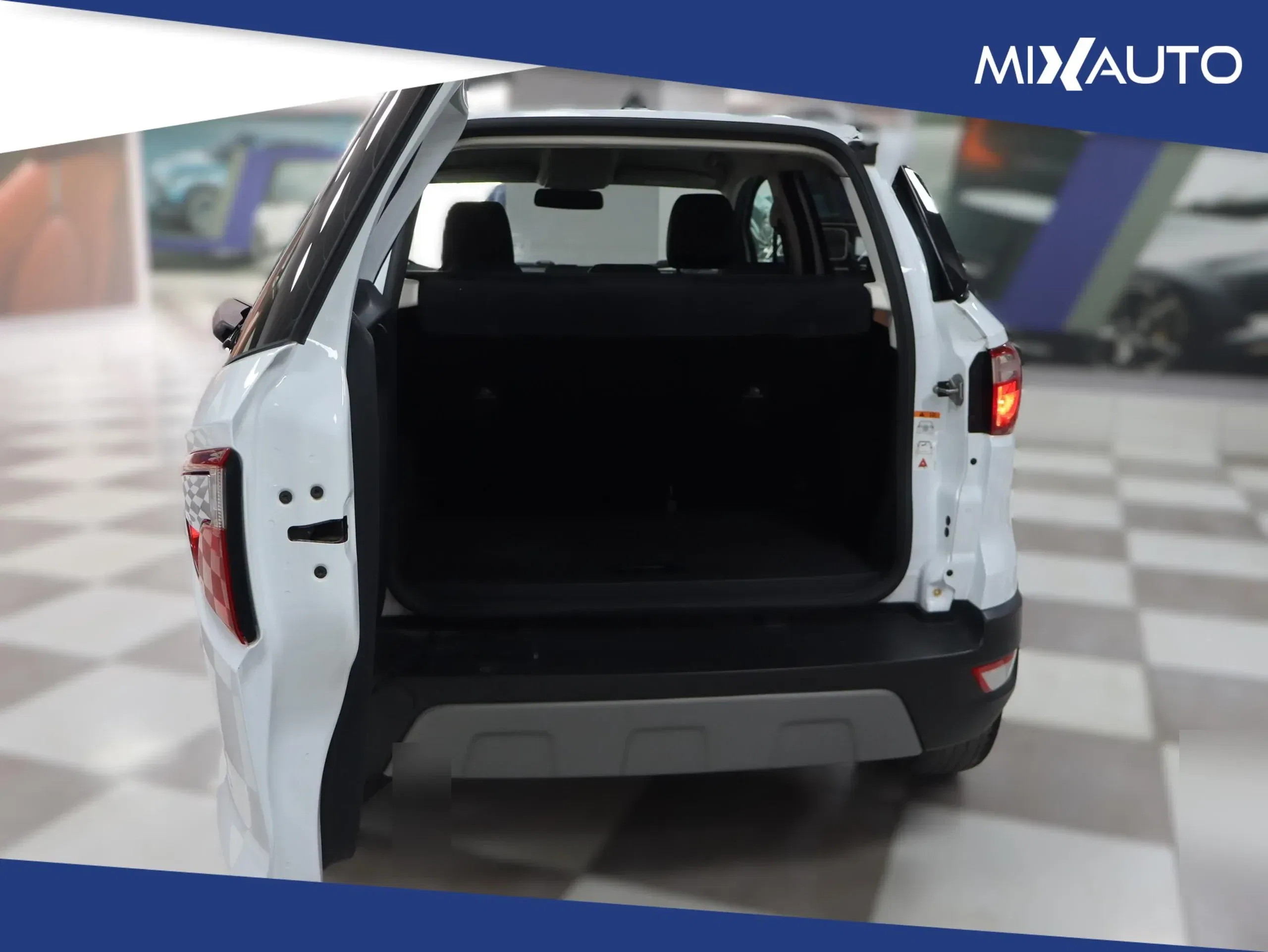 FORD EcoSport 1.0 EcoBoost 100 CV Titanium EU6 foto 6